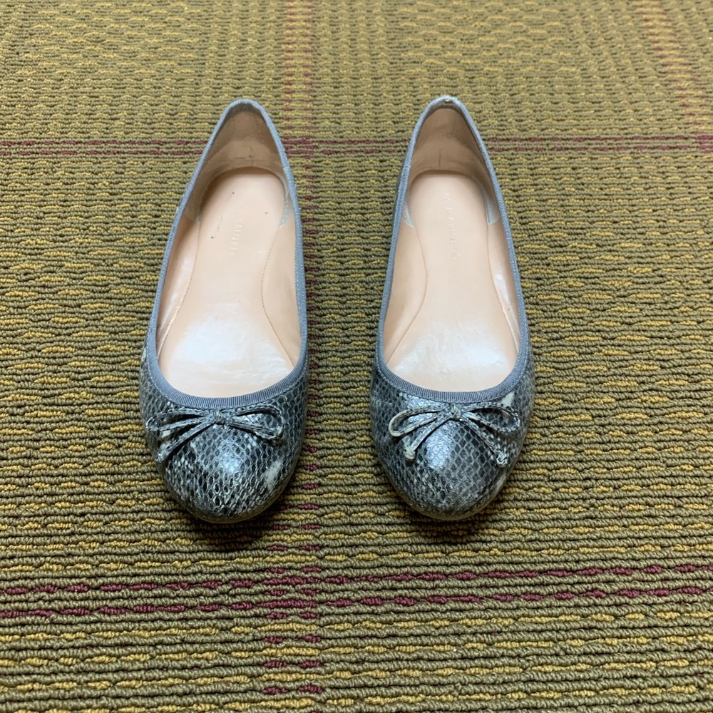 Banana Republic - Grey Snake Ballet Slipper - Excellent Condition